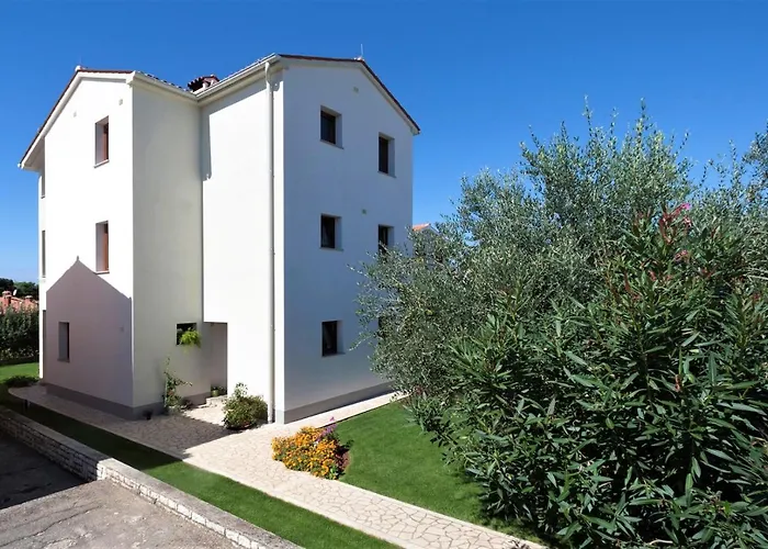 Beakovic Konukevi Poreč